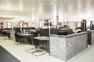 Bild Nummer 06-006-092<br>Arbeits- und Beraterplätze in der Ausstellung