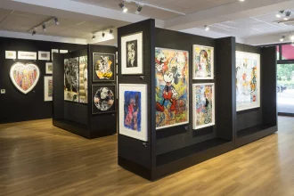 Bild Nummer 01-005-007<br>Eckkojen in einer Kunstgalerie