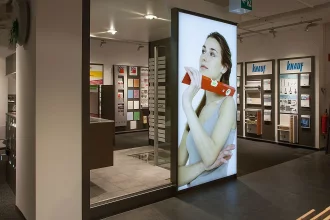 Bild Nummer 18-008-082<br>Technik-Cube in der Baustoffausstellung
