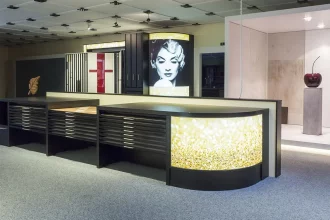 Bild Nummer 27-001-013<br>Highlight in der Fliesenausstellung