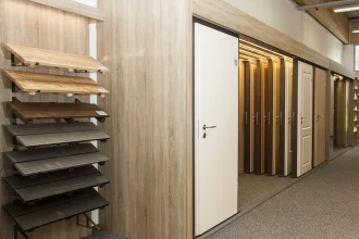 Bild Nummer 11-003-025<br>Querschiebeanlage in der Holzausstellung