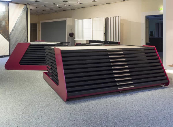 Cupa-Bodenschränke in der Baustoffausstellung