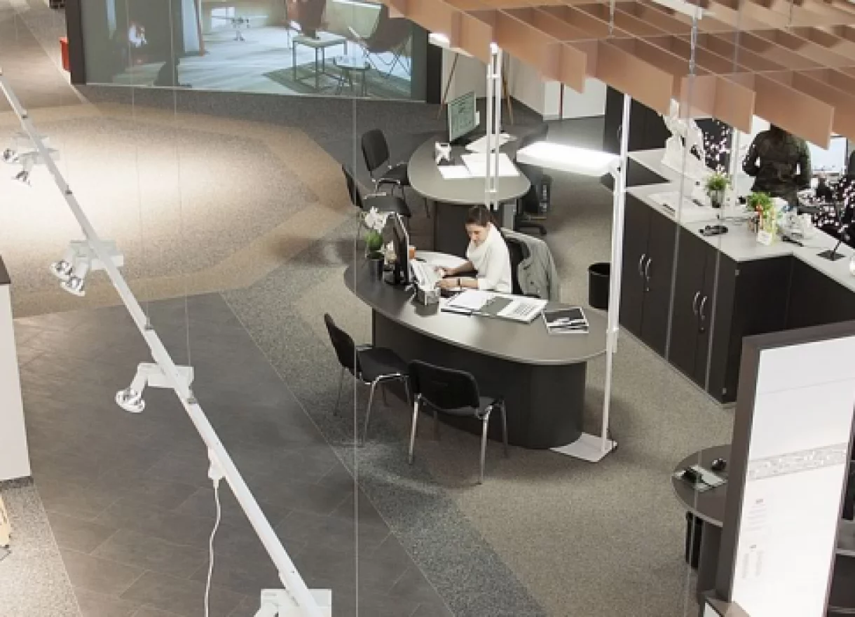 Licht- und Deckensysteme